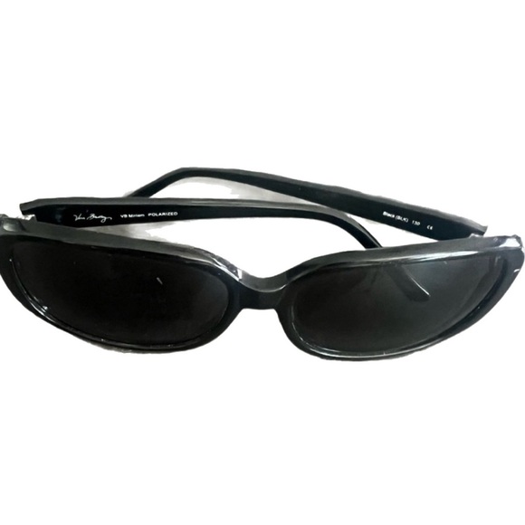 Vera Bradley sunglasses. Worn very little. No case - Picture 1 of 4